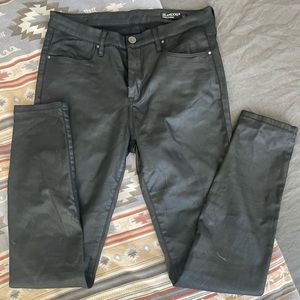 Blank NYC wax coated black skinny pants size 30